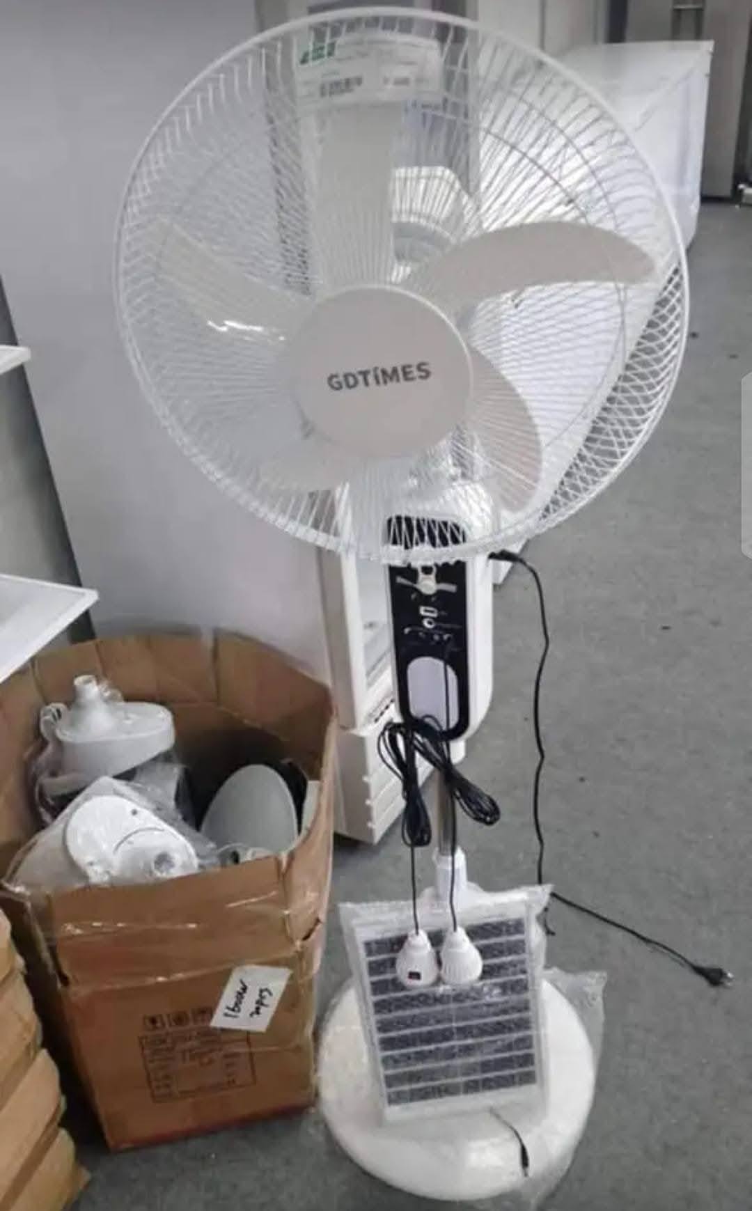 Ventilateur solaire rechargeables