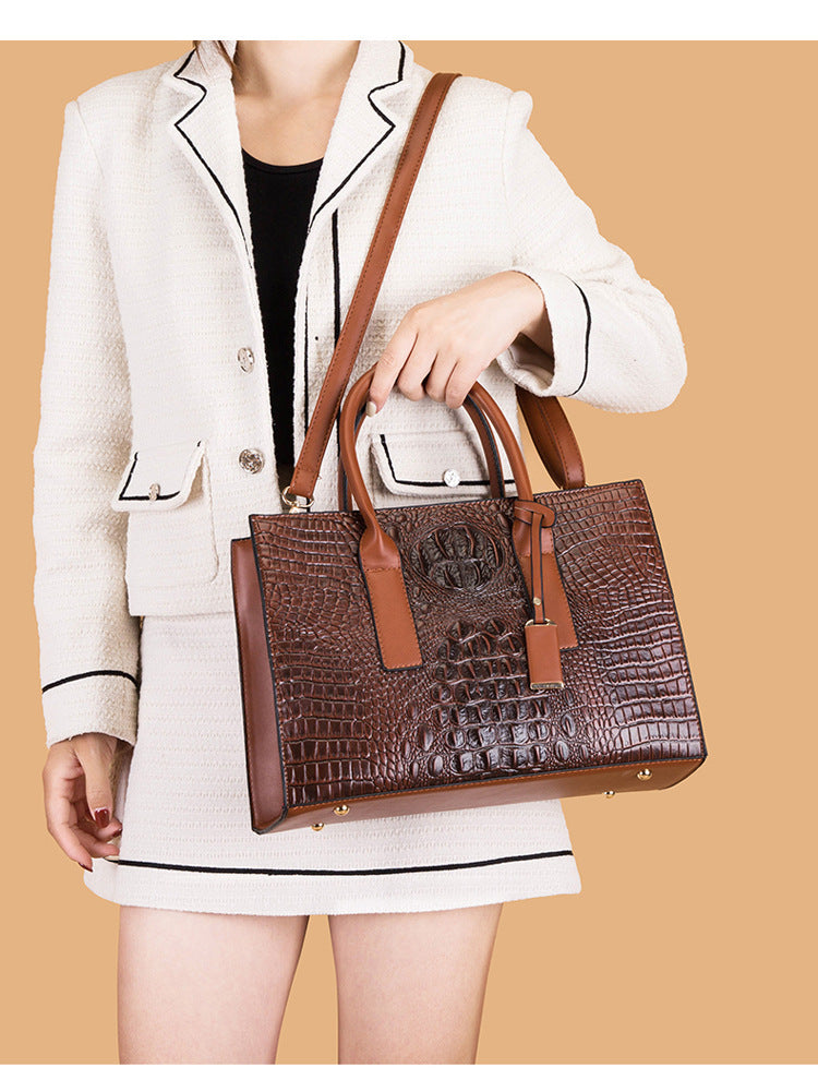 Ensemble de trois sacs à main et sacs bandoulière crocodile cuir pour femmes